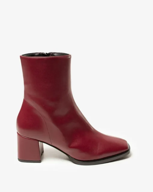 DAISY BORDEAUX OPACO