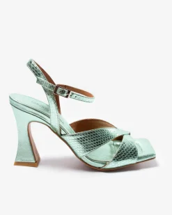 KARENITA VERDE