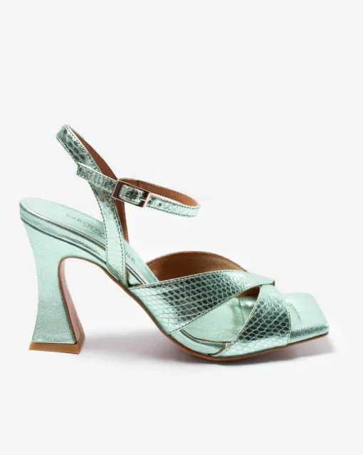 KARENITA VERDE