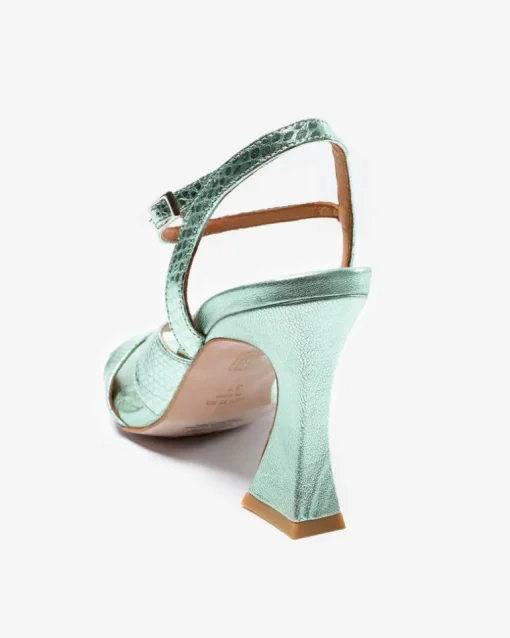 KARENITA VERDE